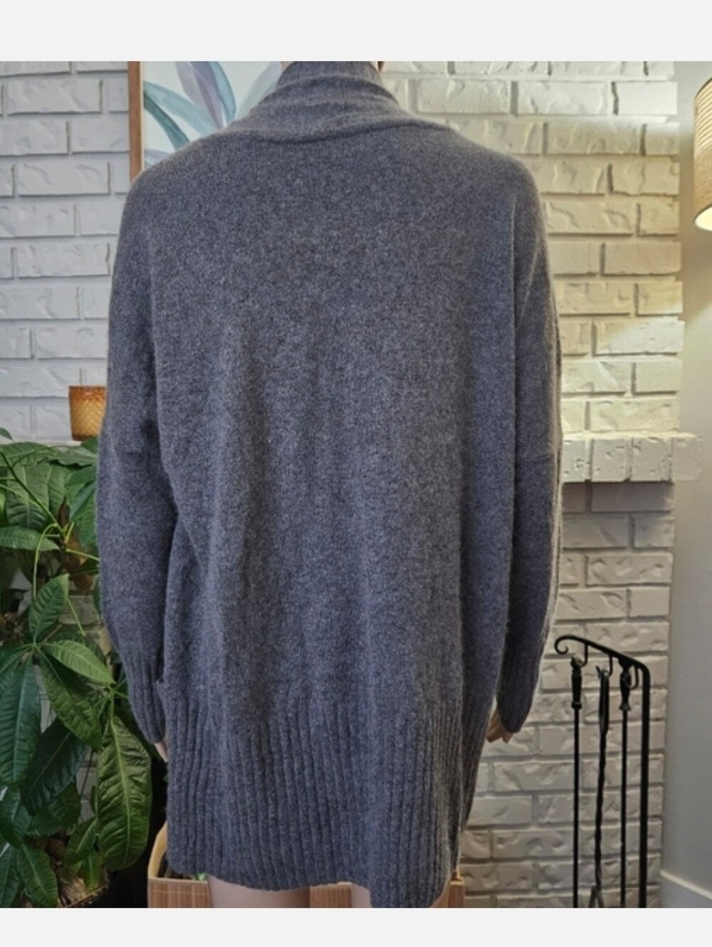 Aritzia Talula Charcoal Gray Open Front Cardigan Long Line Angora Cashmere Blend - Picture 7 of 13